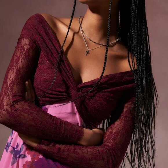 NWT UO Kimchi Blue Sydney Off The Shoulder Pink Mini Dress - Picture 3 of 5